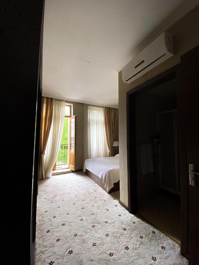 Hotel Empire Kutaisi Eksteriør bilde